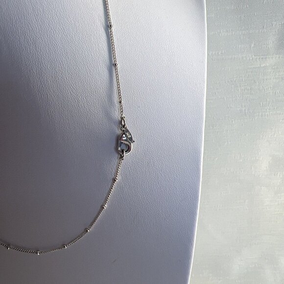 Avon Orange Crystal Drop Necklace 16”. - Picture 4 of 6